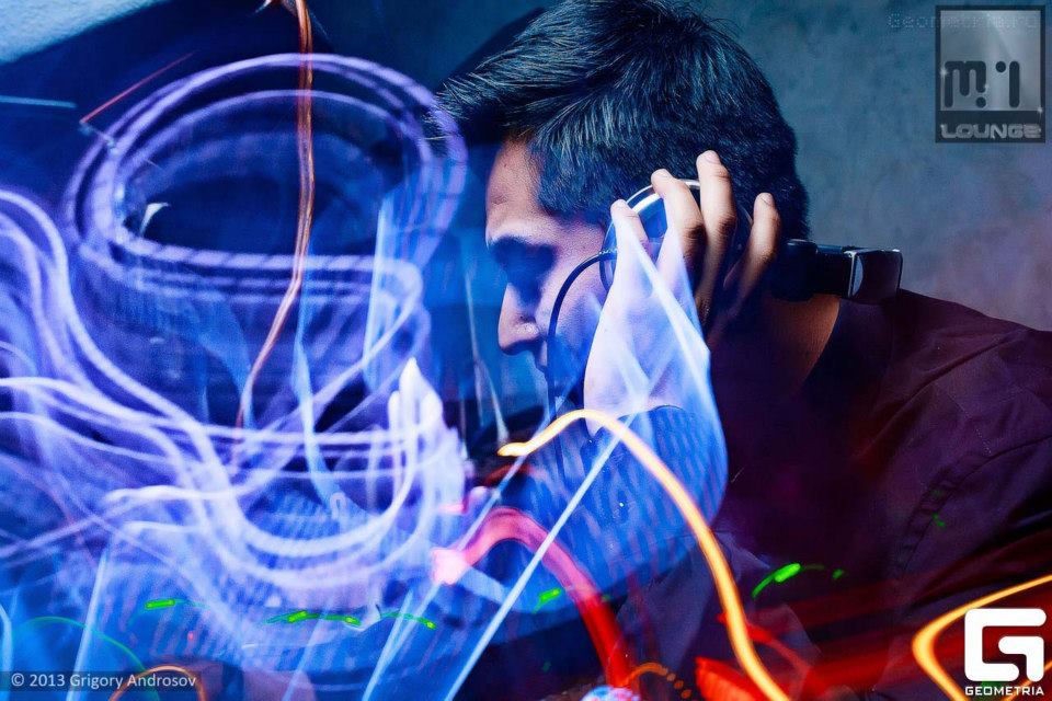 DJ X-OTIC performing Bachata music in Zurich